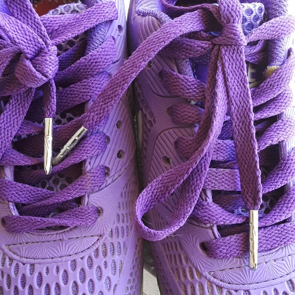 Women's Purple Nike Sneakers - Picture 5 of 6